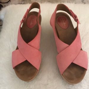 Women’s Clark’s Coral sandal size 7.5 M